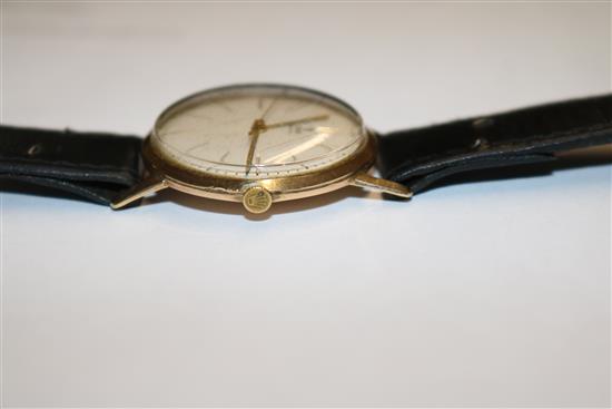 A gentlemans yellow metal Tudor Royal manual wind wrist watch.